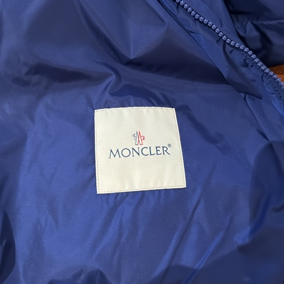 Moncler Men’s windbreaker - Picture 5 of 5